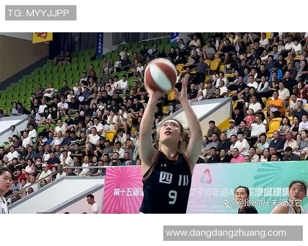 女篮集训营面临挑战李梦王思雨或因伤病缺席引关注